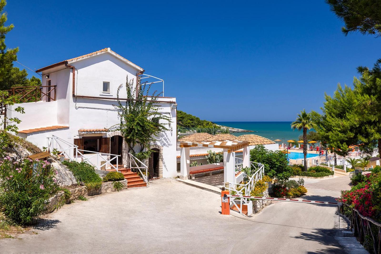 Crovatico Club Vacanze Vieste Ngoại thất bức ảnh