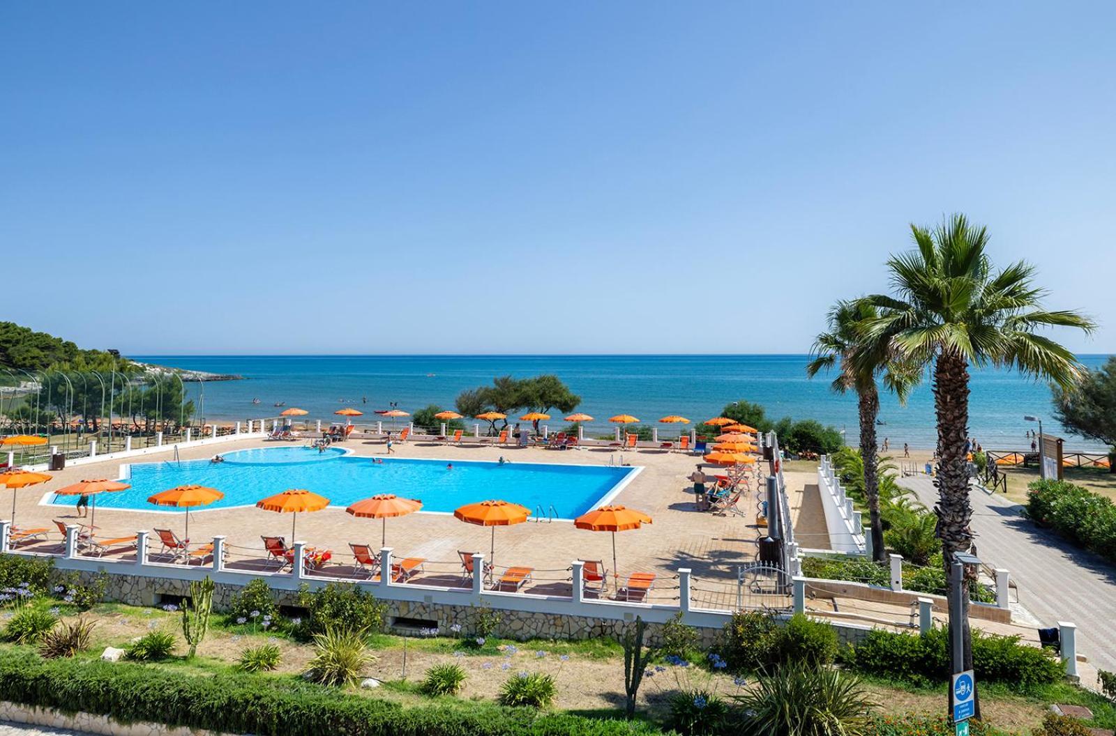 Crovatico Club Vacanze Vieste Ngoại thất bức ảnh