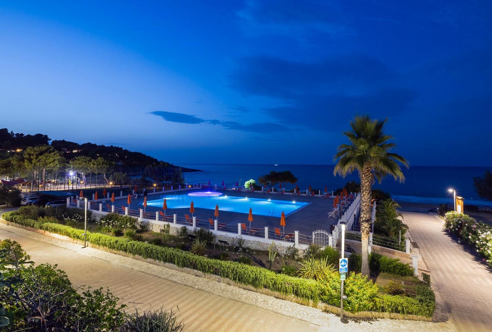 Crovatico Club Vacanze Vieste Ngoại thất bức ảnh